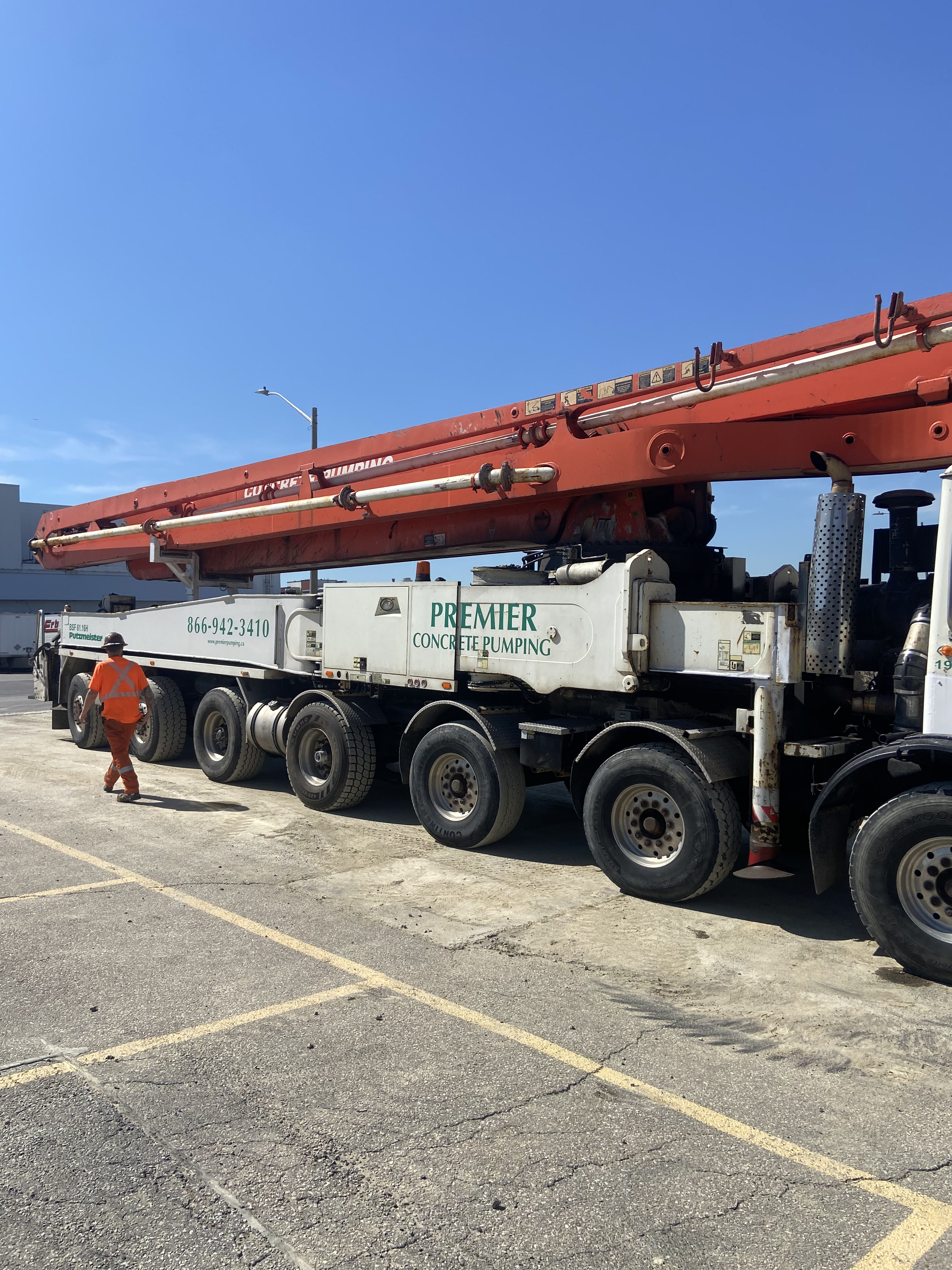 Concrete pump positioned for placement